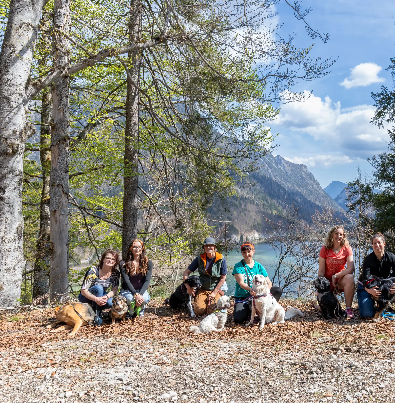 Hund und Mensch in der Natur